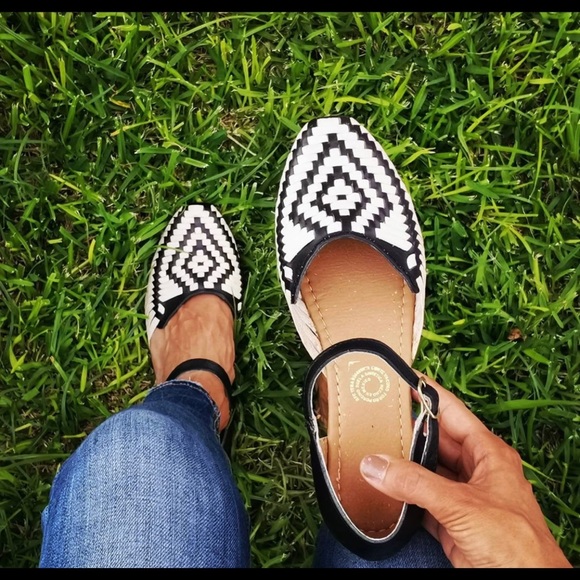 Handmade Huaraches. Absolutely beautiful! - Picture 2 of 6
